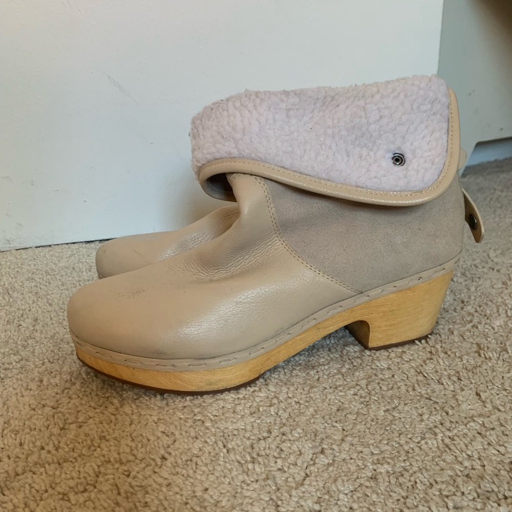 Frye and company shearling lined clog boots